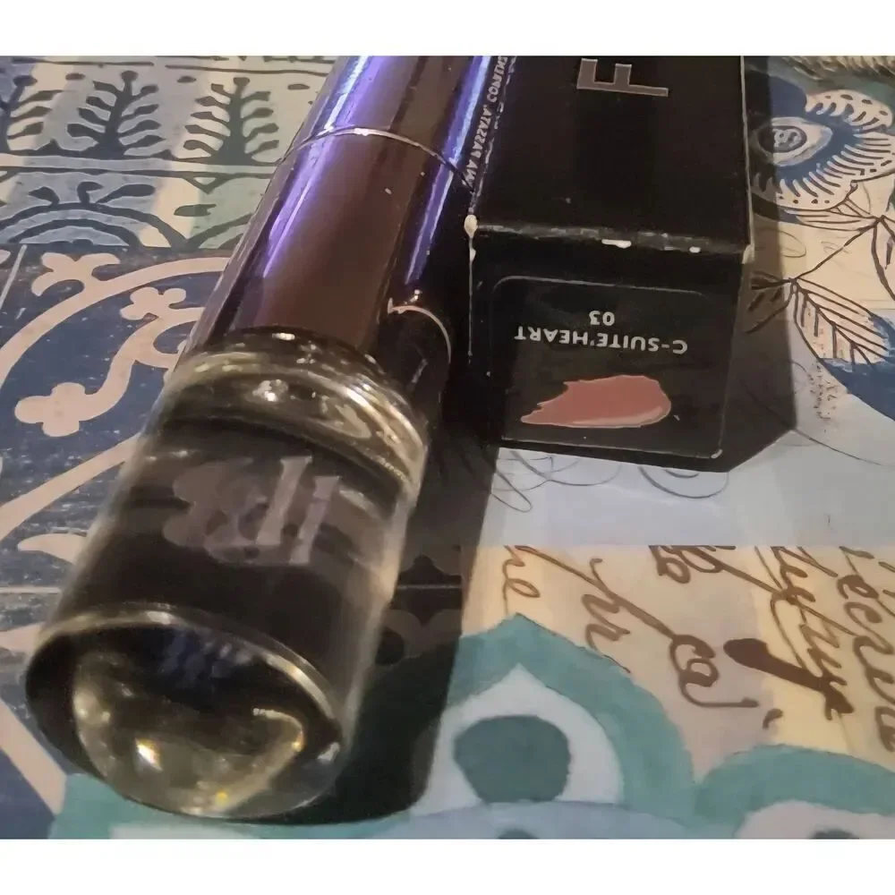 NIB~FENTY Icon Velvet Liquid Lipstick in C-Suite Heart C
